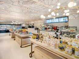 Signia by Hilton Orlando - An Official Walt Disney World® Hotel