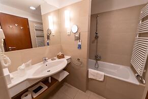 Tisza Balneum Thermal Hotel