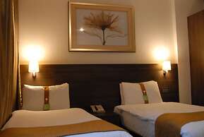 Crowne Plaza London - Kingston by IHG