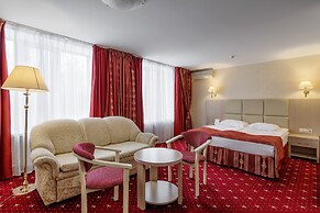 AMAKS Park Hotel