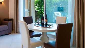 Villa Oasis Residence