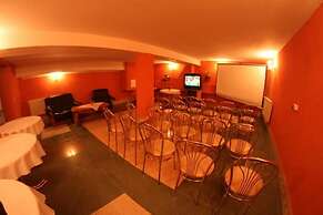 Hotel Daisy Superior
