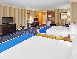 Holiday Inn Express Hotel & Suites Santa Cruz by IHG