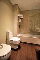 Lux Fatima Hotel