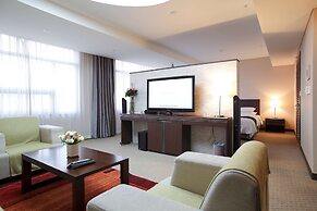 Ramada by Wyndham Dongtan Hotel