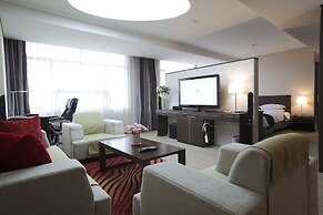 Ramada by Wyndham Dongtan Hotel