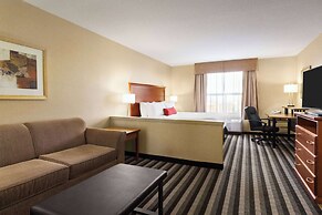 Days Inn & Suites by Wyndham Edmonton Airport