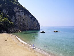 Alkyna Lifestyle Beach Resort