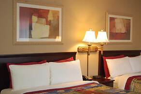 Golden Manor Inn & Suites