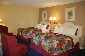 Golden Manor Inn & Suites