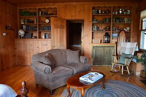 Brewster Inn