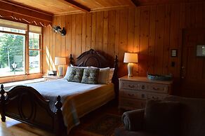 Brewster Inn