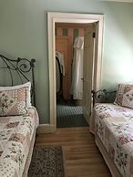Brewster Inn