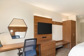 Holiday Inn Express Inn & Suites Searcy by IHG