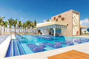 Hotel Riu Emerald Bay - All Inclusive