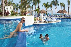 Hotel Riu Emerald Bay - All Inclusive