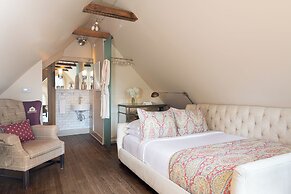 Stonehurst Place Bed & Breakfast