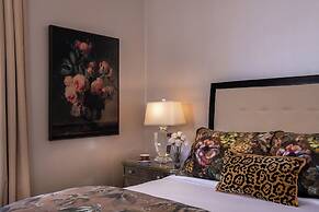 Stonehurst Place Bed & Breakfast