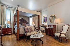 Stonehurst Place Bed & Breakfast