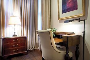 Stonehurst Place Bed & Breakfast