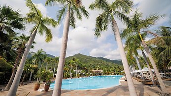 Diamond Bay Resort and Spa