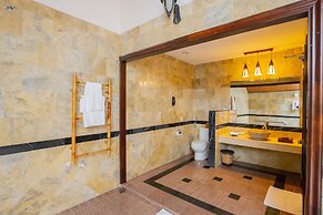 Diamond Bay Resort and Spa