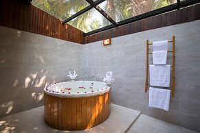 Diamond Bay Resort and Spa