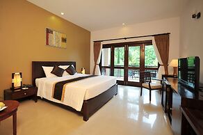 Diamond Bay Resort and Spa