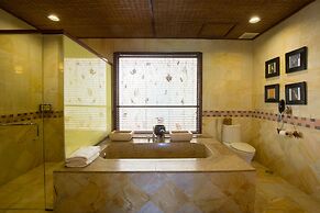 Diamond Bay Resort and Spa