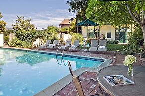 Maison Fleurie, A Four Sisters Inn