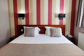 The Victoria Hotel