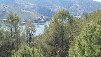 Hotel Caserio de Iznajar