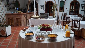 Hotel Caserio de Iznajar