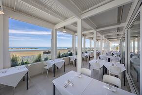 Nautilus Family Hotel