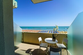 Nautilus Family Hotel