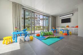 Nautilus Family Hotel