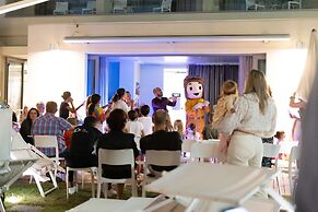 Nautilus Family Hotel