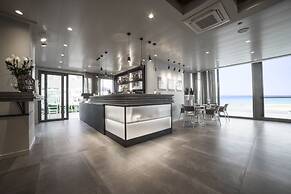 Nautilus Family Hotel