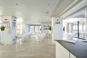 Nautilus Family Hotel