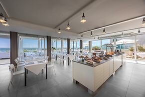Nautilus Family Hotel
