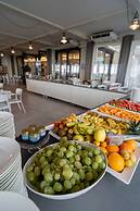 Nautilus Family Hotel