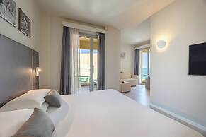 Nautilus Family Hotel
