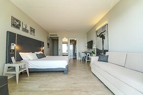 Nautilus Family Hotel