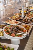 Nautilus Family Hotel