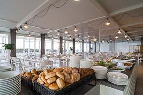 Nautilus Family Hotel