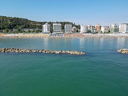 Nautilus Family Hotel