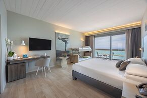 Nautilus Family Hotel