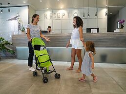 Nautilus Family Hotel