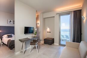 Nautilus Family Hotel