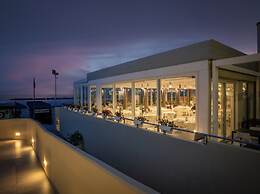 Nautilus Family Hotel